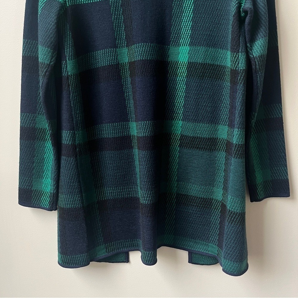 Talbots Cardigan‎ Sweater Women's Small 100% Merino Wool Plaid Navy Blue Green - Picture 8 of 8